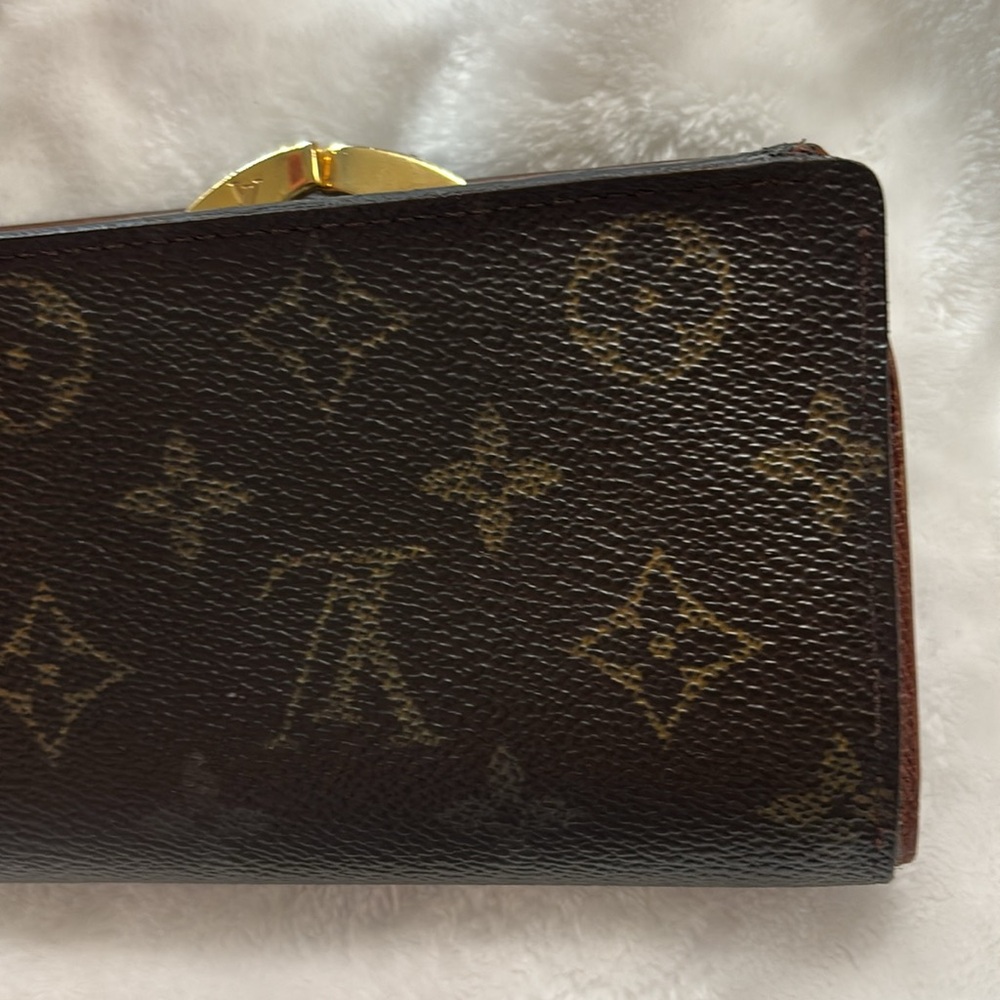 Louis Vuitton Monogram Wallet - Picture 5 of 8